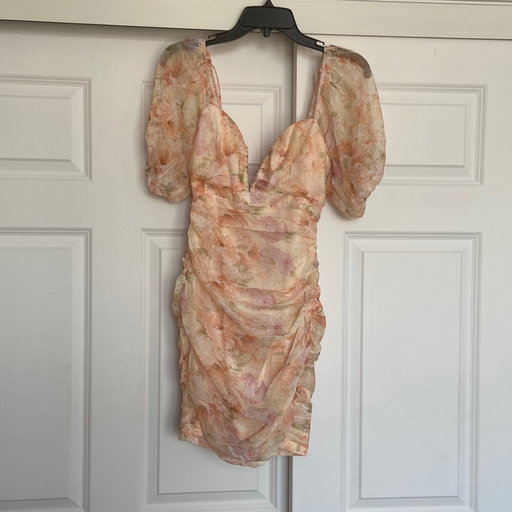 Puff sleeve v neckline mini dress